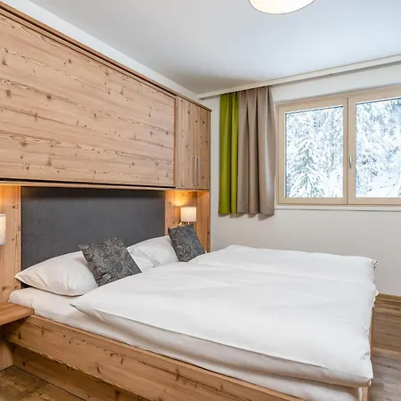 Lovely In Salzburg With Mountain View Chalet *